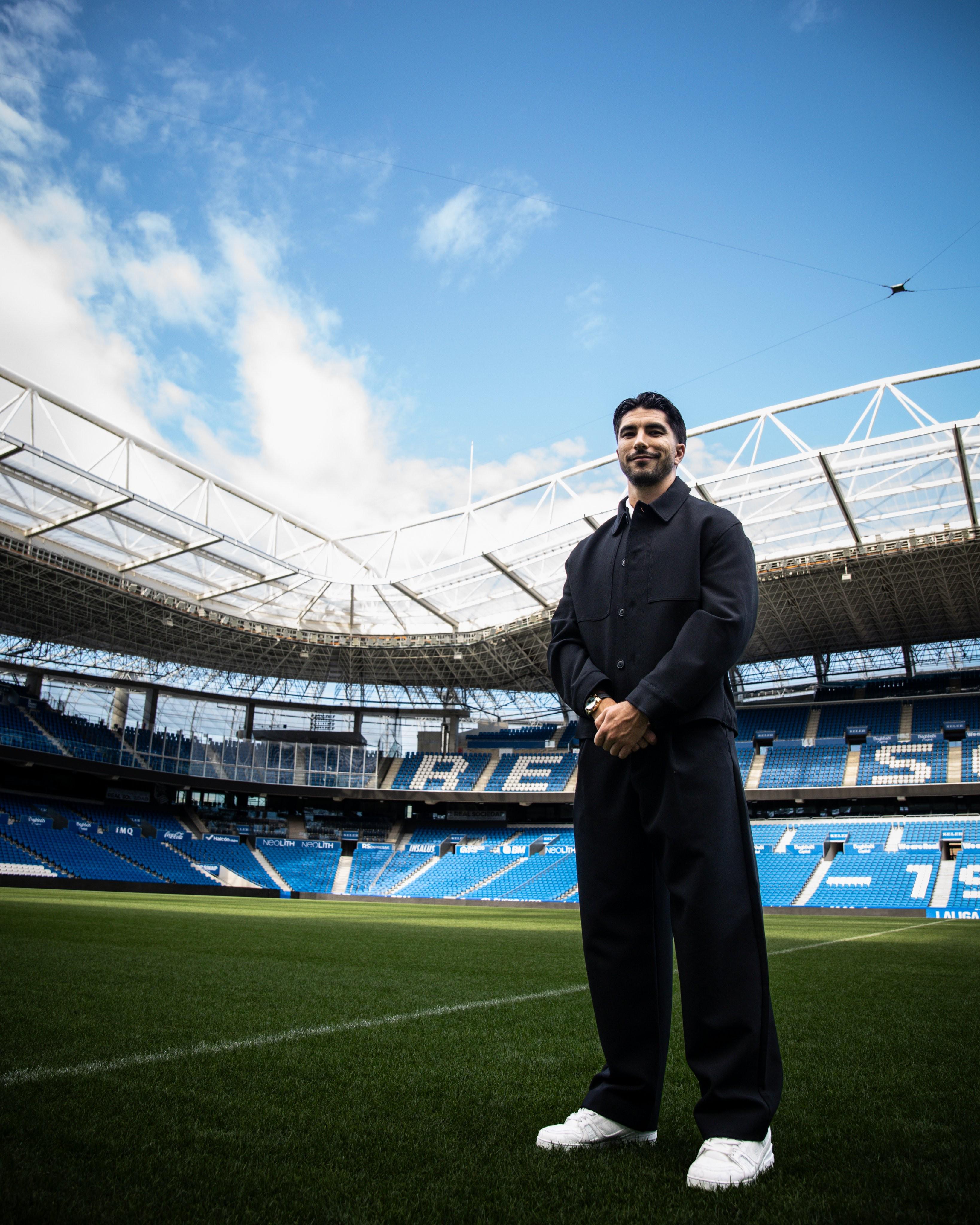 和期待来到, 奥亚萨瓦尔, 砥柱 和期待来到, 奥亚萨瓦尔, 砥柱