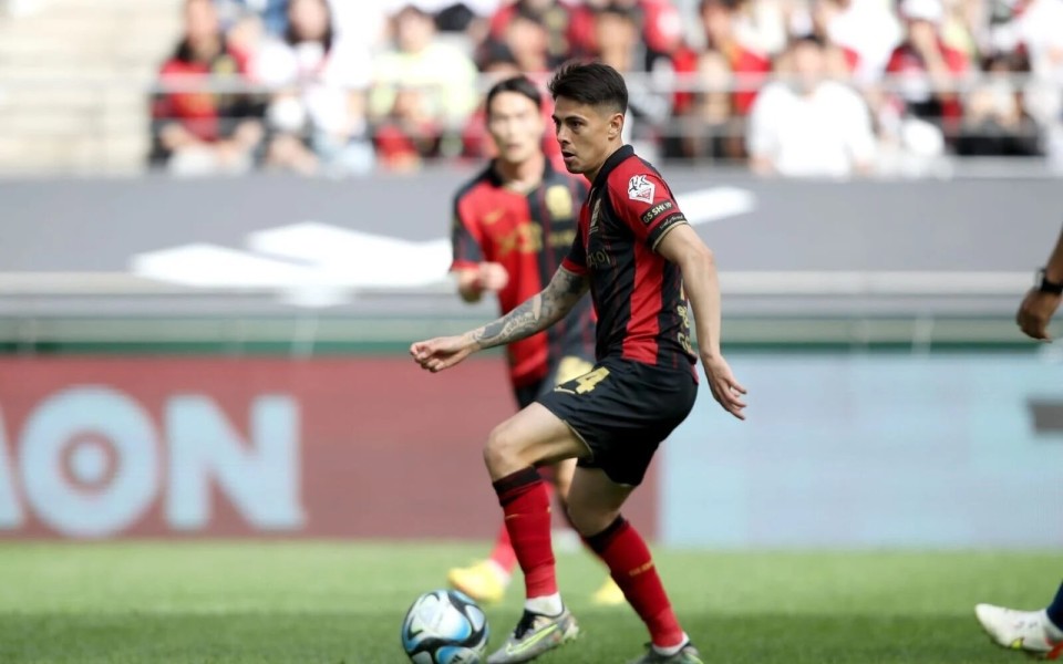 两负, 和前场重要, ion预测 两负, 和前场重要, ion预测