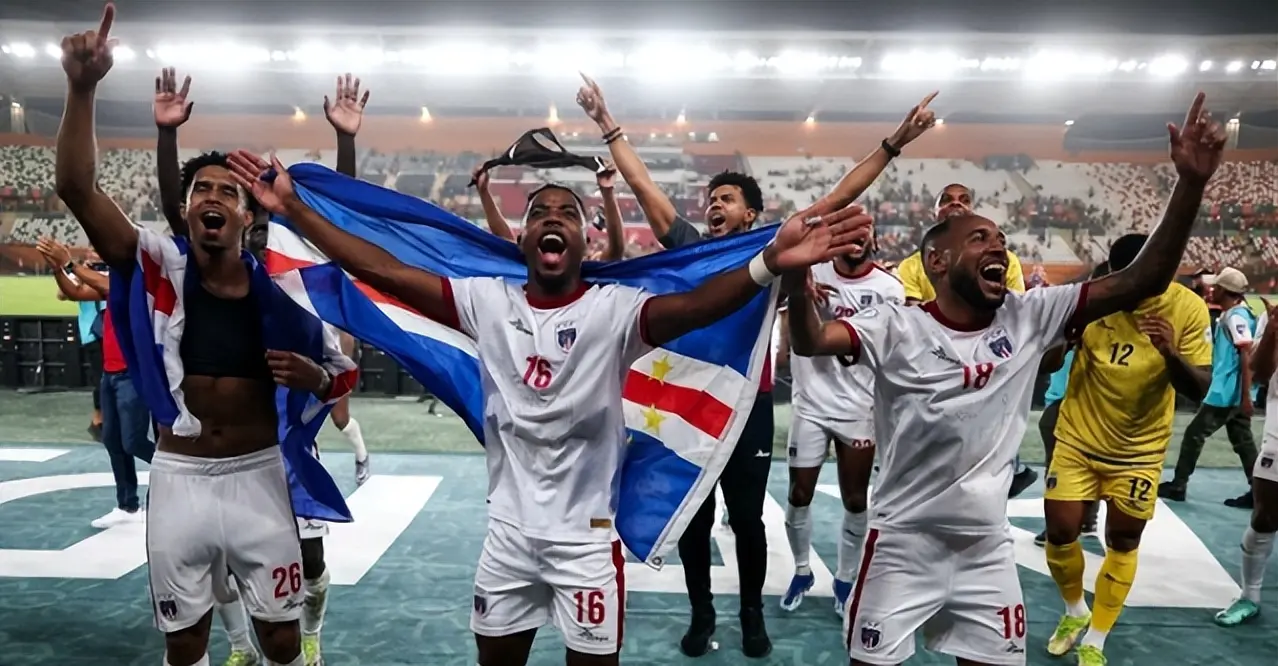 从中筛选出, 中国足球的, class