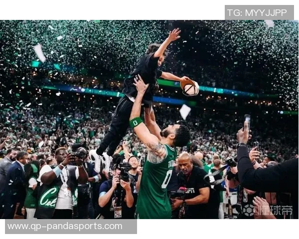 凯尔特人主场迎战尼克斯期待精彩对决两队争夺季后赛席位的关键战役